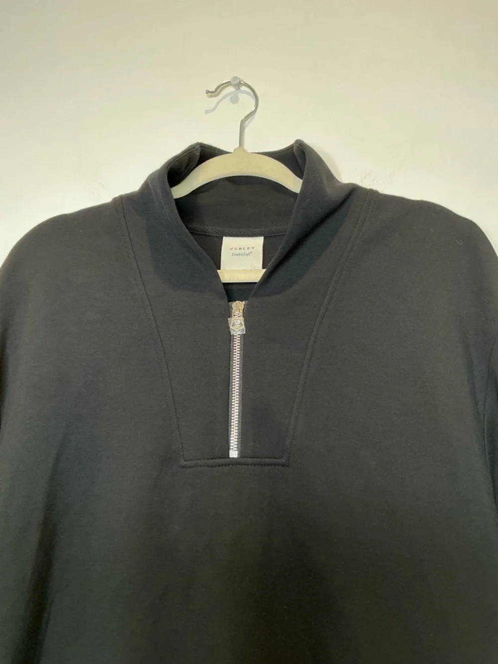 Varley Black DoubleSoft Pullover Davidson Sweat Size Small - Picture 6 of 15